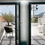 Willa Positivespace Heights Kalamata