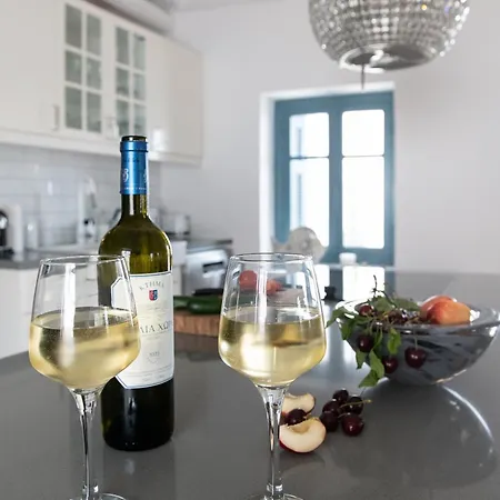 ヴィラ Positivespace Heights