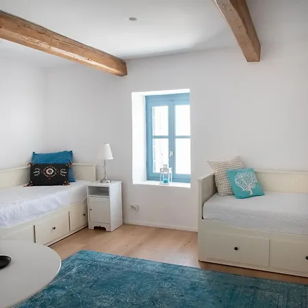 Positivespace Heights * Kalamata