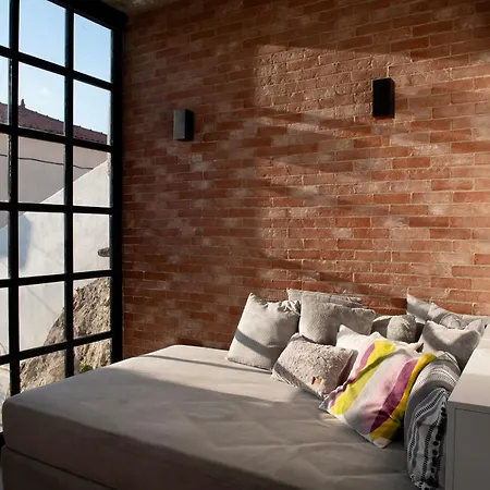 Positivespace Heights * Kalamata