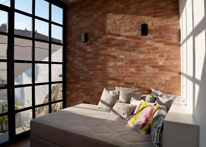 Positivespace Heights * Kalamata