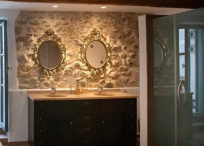 Villa Positivespace Heights